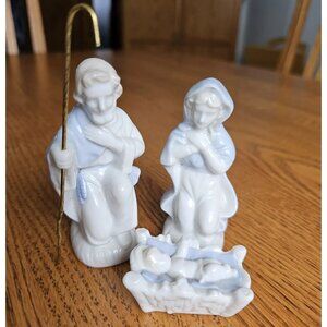 3 piece Geo Z Lefton Blue White Nativity Manger set  Baby Jesus 1985 Tawain 4"